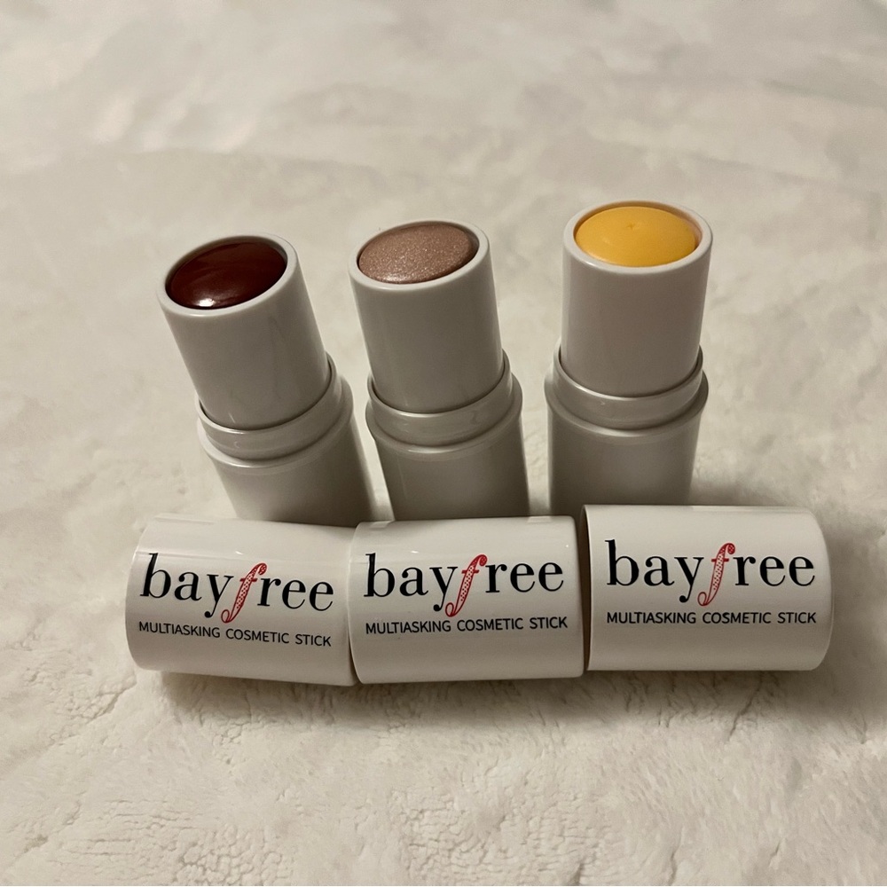 Multitasking Cosmetic Stick Trio — Blush Bordaux, Highlight, Moisturizer